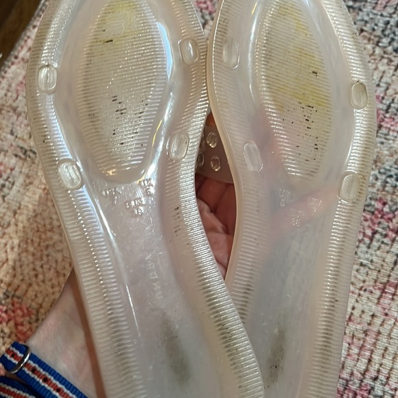 Chinese Laundry jelly sandal - Picture 3 of 3